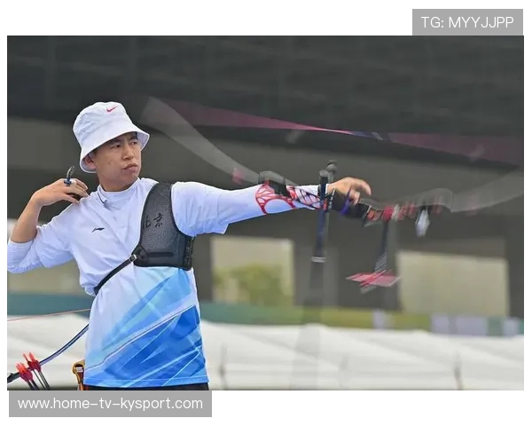 国家射箭队对抗赛节奏加快，队员在侧风条件下表现稳定